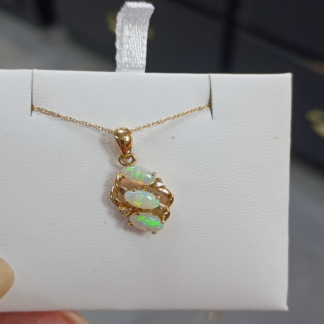 opal-necklace-2